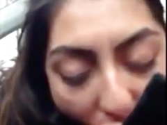 Hot desi girl blowjob in car